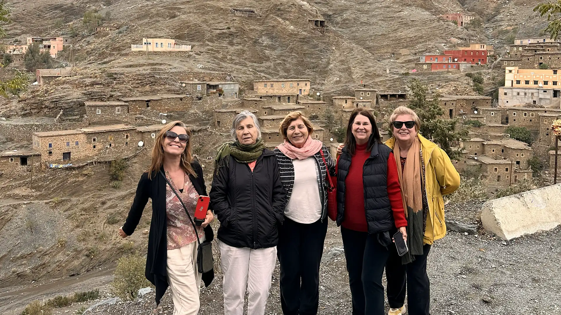 best-morocco-tour-companie-with-small-group-luxury-tours-high-atlas-mountain-berber-village